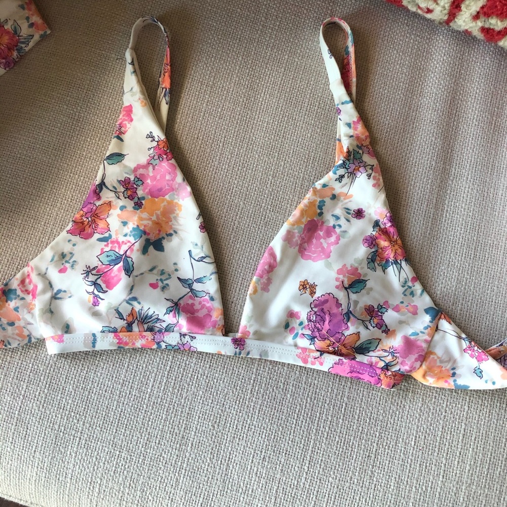 Tularosa Bathing suit top